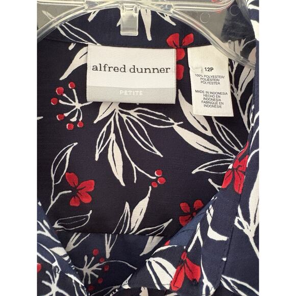 Alfred Dunner Women’s Sz 12P Dark Blue, Red, White Print Short Sleeve Blouse - Picture 2 of 13